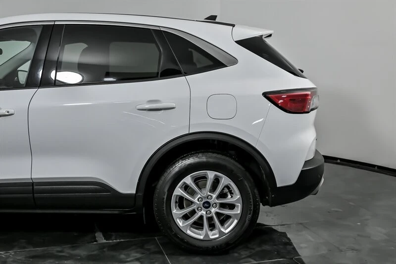 2021 Ford Escape - Image 7 of 21