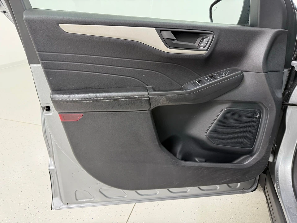 2021 Ford Escape - Image 10 of 21