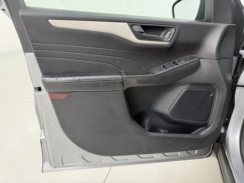 2021 Ford Escape - Image 10 of 12