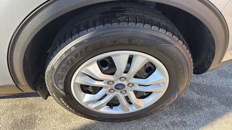 2021 Ford Escape - Image 9 of 12