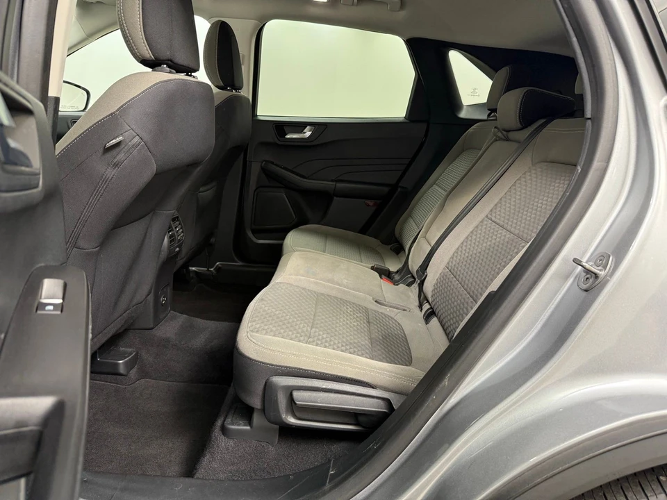 2021 Ford Escape - Image 19 of 21