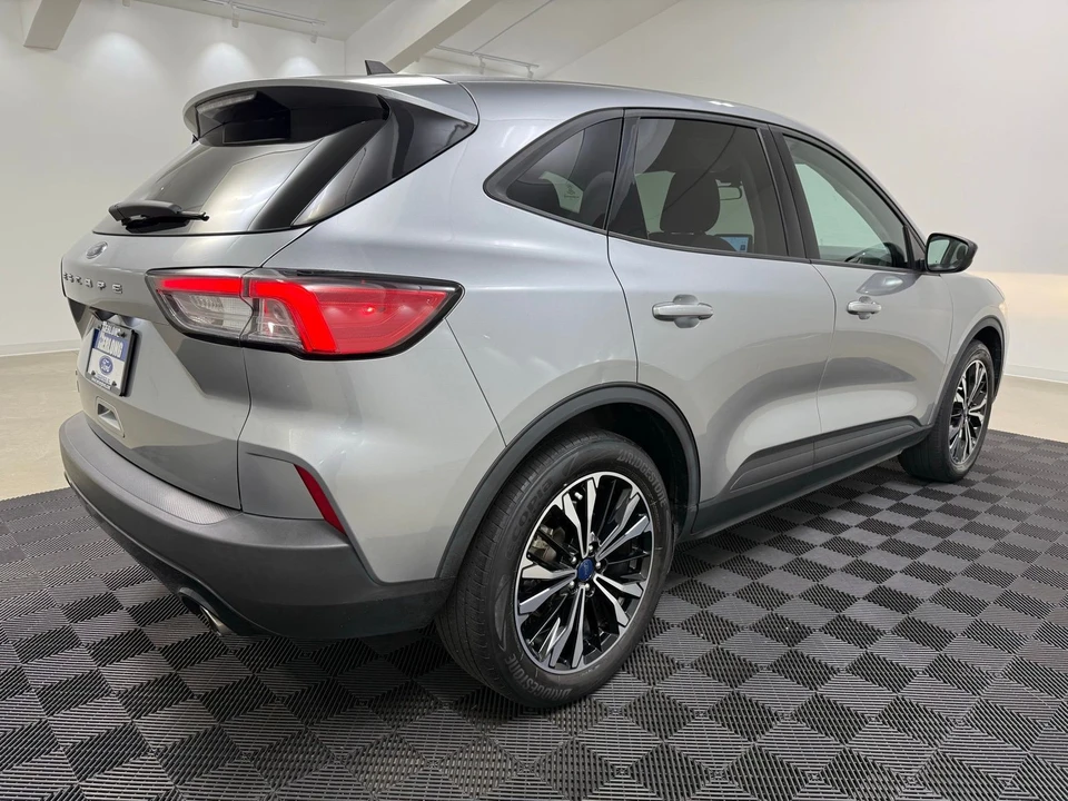 2021 Ford Escape - Image 8 of 21