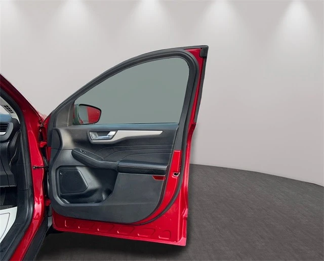 2021 Ford Escape - Image 16 of 21