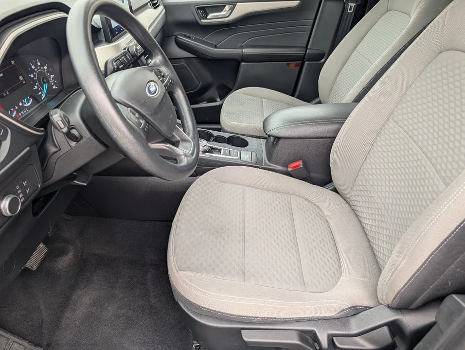 2021 Ford Escape - Image 9 of 21