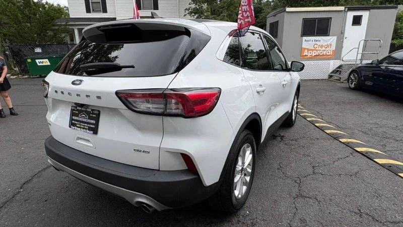 2021 Ford Escape - Image 6 of 12