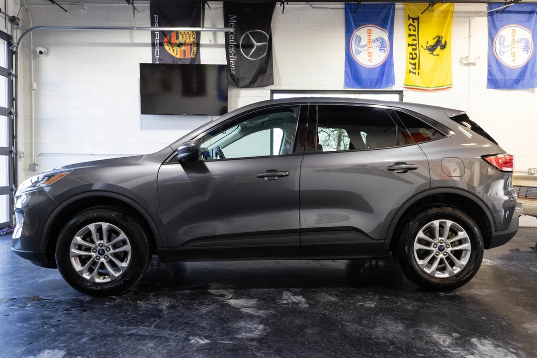 2021 Ford Escape - Image 3 of 12