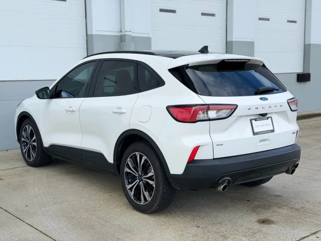 2021 Ford Escape - Image 3 of 31