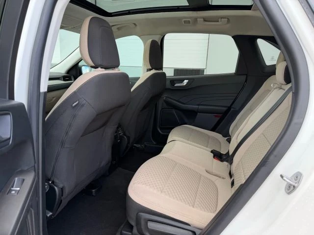 2021 Ford Escape - Image 12 of 31