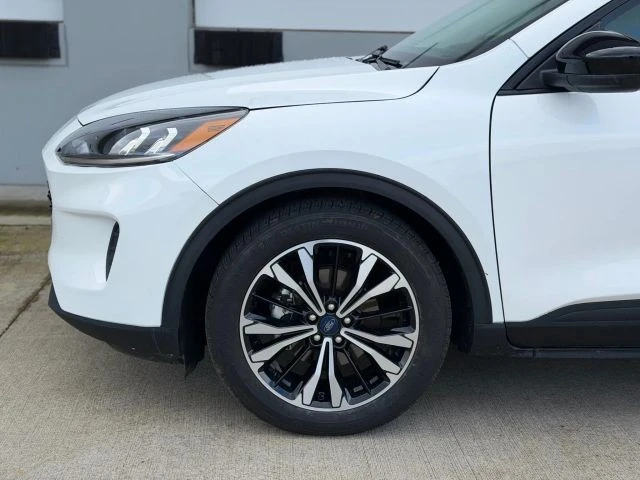 2021 Ford Escape - Image 28 of 31