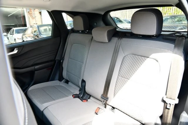 2021 Ford Escape - Image 22 of 29