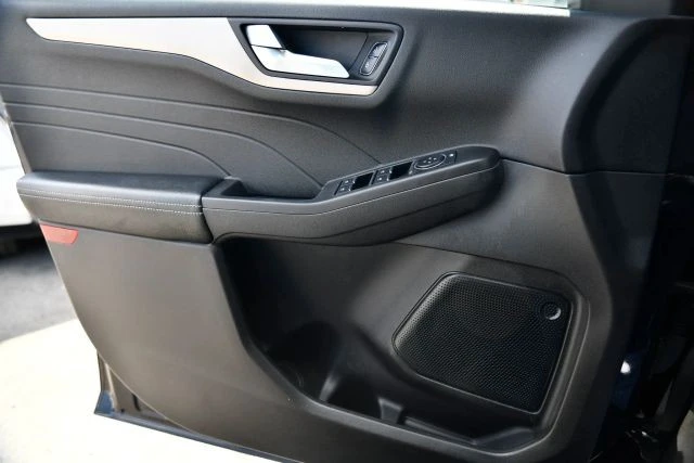 2021 Ford Escape - Image 9 of 29