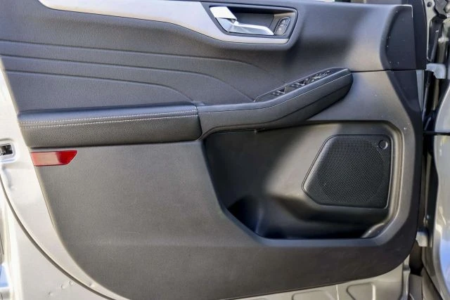 2021 Ford Escape - Image 14 of 21