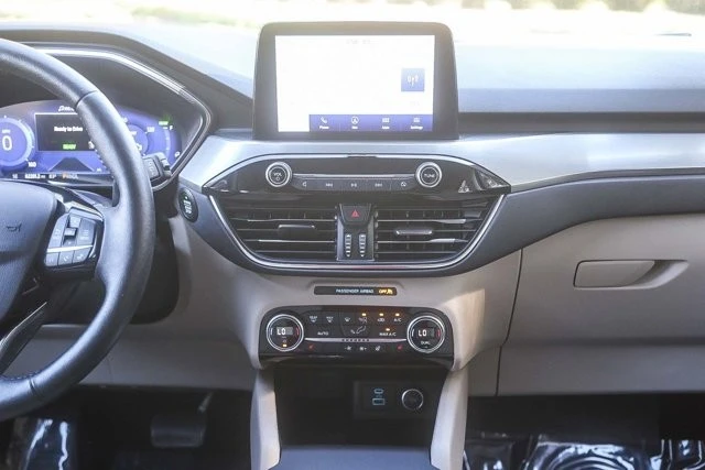 2021 Ford Escape - Image 11 of 21