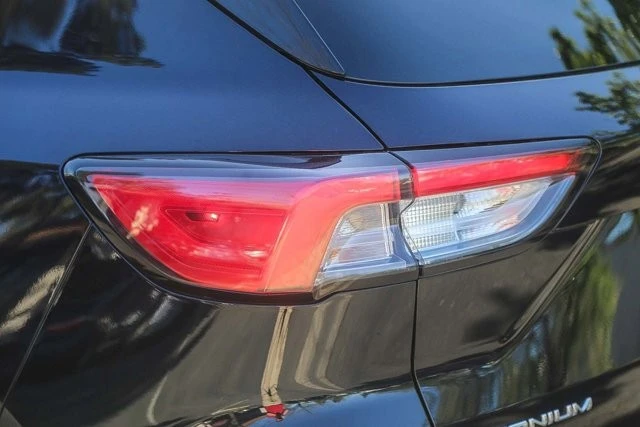 2021 Ford Escape - Image 8 of 21