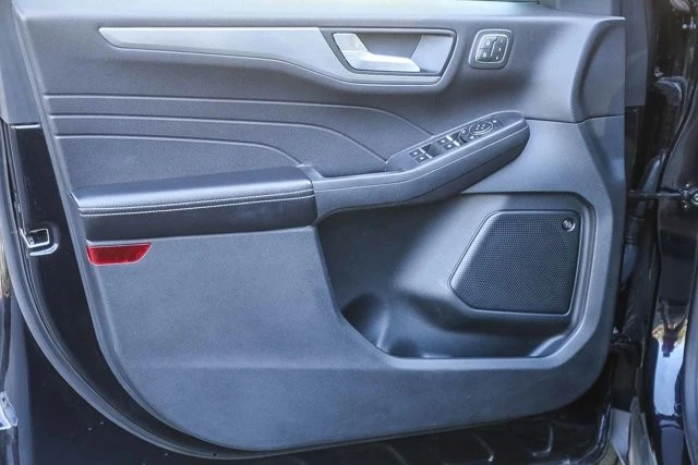 2021 Ford Escape - Image 18 of 21