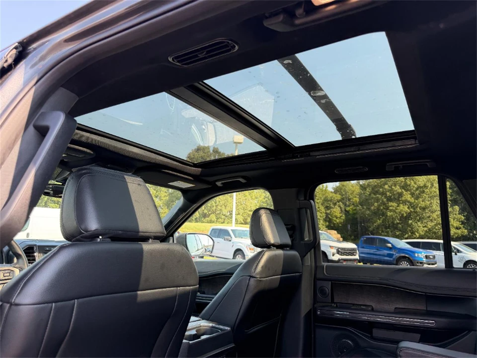 2021 Ford Expedition 4th Gen - Image 24 of 31