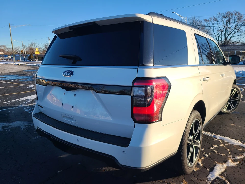 2021 Ford Expedition 4th Gen - Image 5 of 12