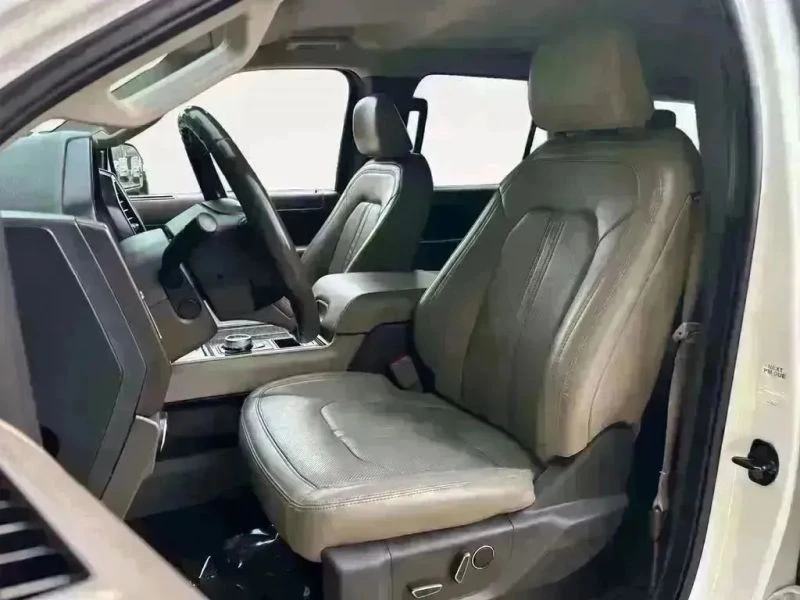 2021 Ford Expedition 4th Gen - Image 9 of 12