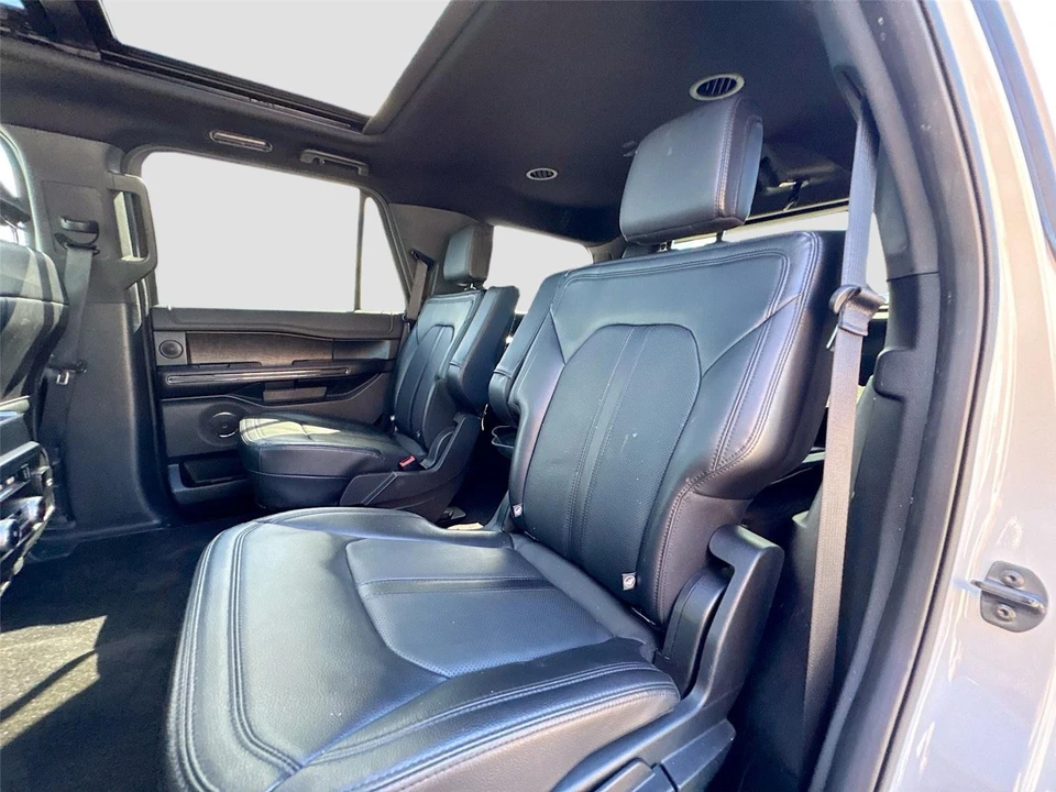 2021 Ford Expedition 4th Gen - Image 16 of 17