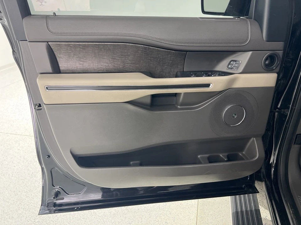2021 Ford Expedition 4th Gen - Image 21 of 21