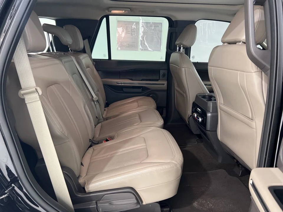 2021 Ford Expedition 4th Gen - Image 28 of 31