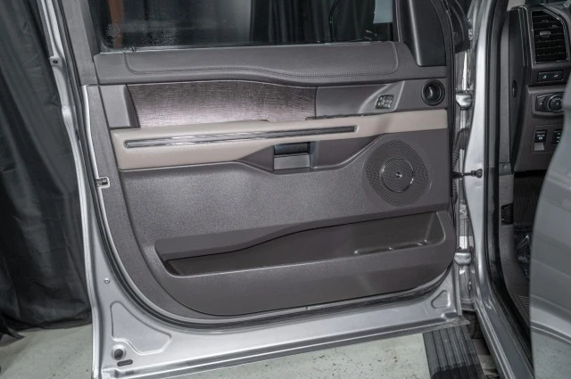 2021 Ford Expedition 4th Gen - Image 8 of 12