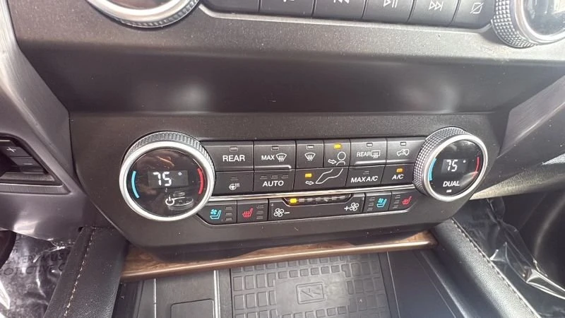 2021 Ford Expedition 4th Gen - Image 17 of 20