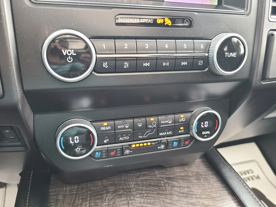 2021 Ford Expedition 4th Gen - Image 19 of 21