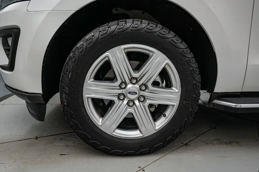 2021 Ford Expedition 4th Gen - Image 11 of 21