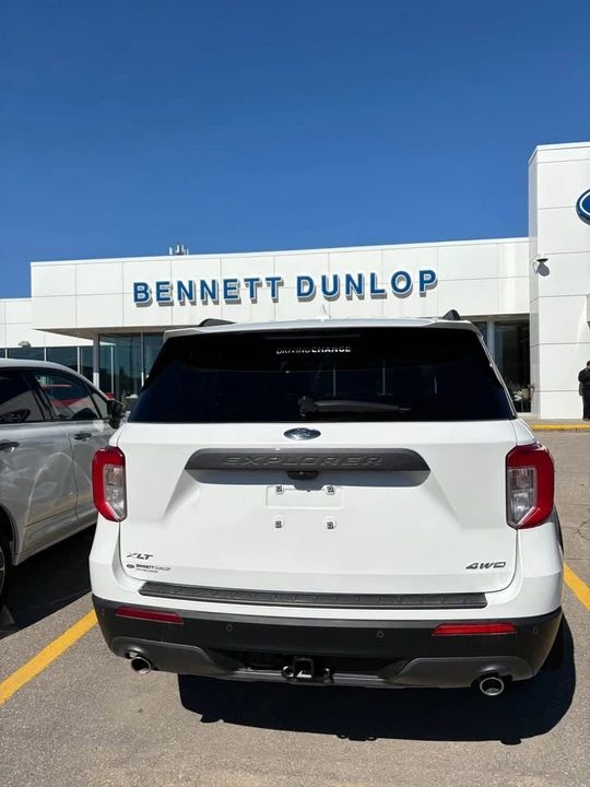 2021 Ford Explorer 6th Gen - Image 5 of 9