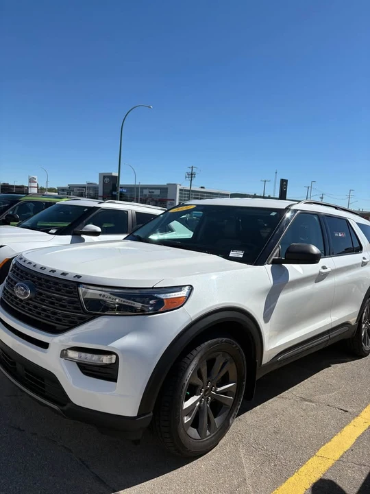 2021 Ford Explorer 6th Gen - Image 8 of 9