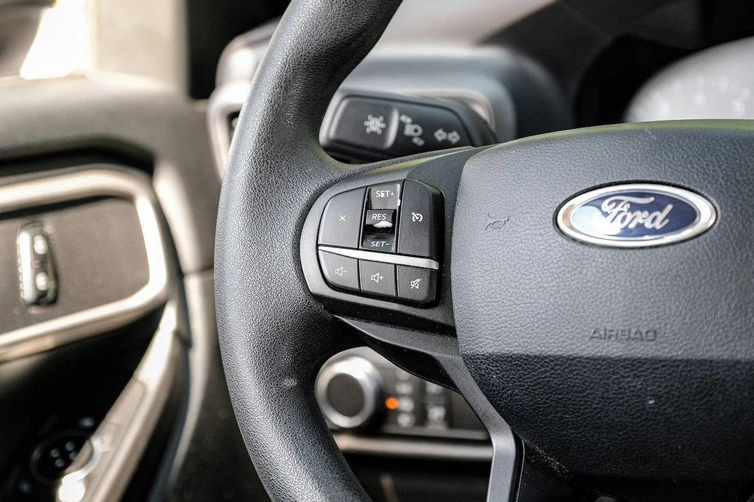 2021 Ford Explorer 6th Gen - Image 16 of 21