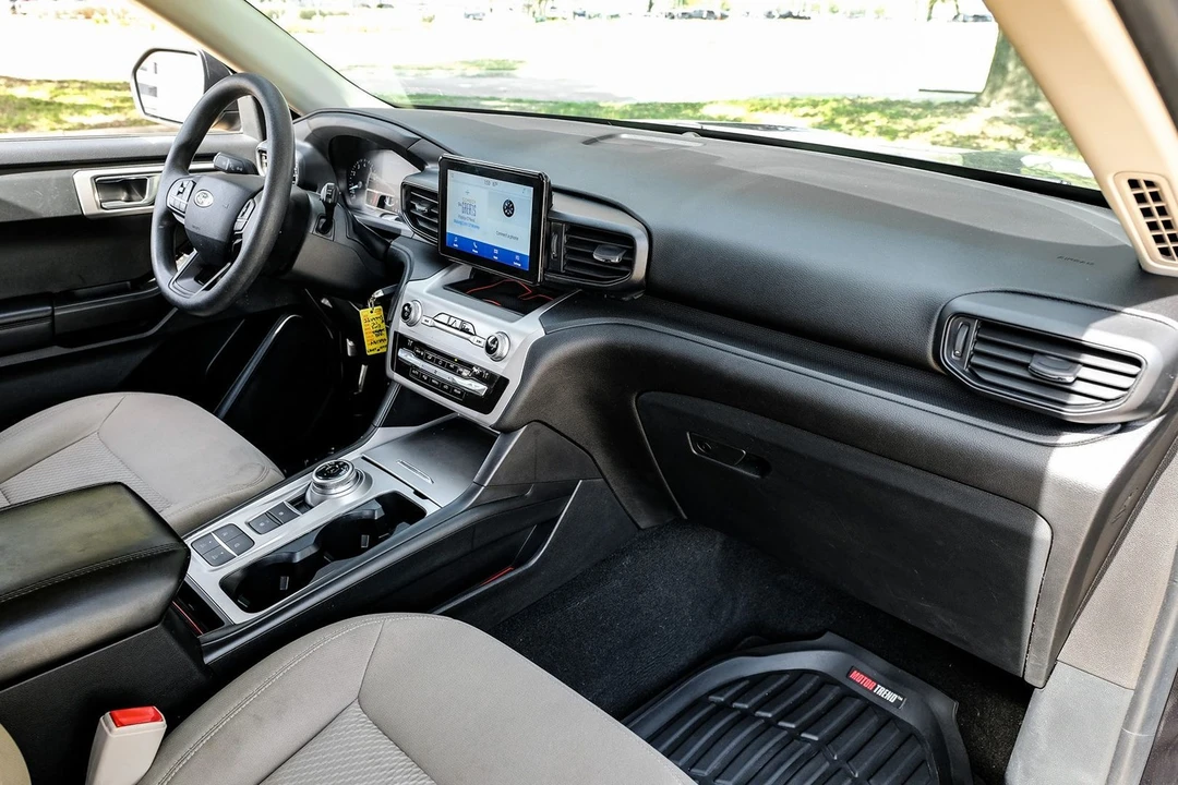 2021 Ford Explorer 6th Gen - Image 11 of 21