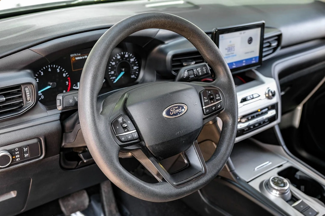 2021 Ford Explorer 6th Gen - Image 14 of 21