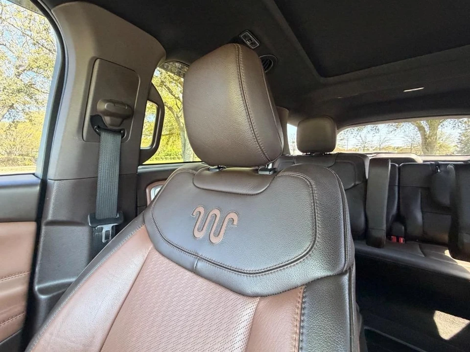 2021 Ford Explorer 6th Gen - Image 19 of 21