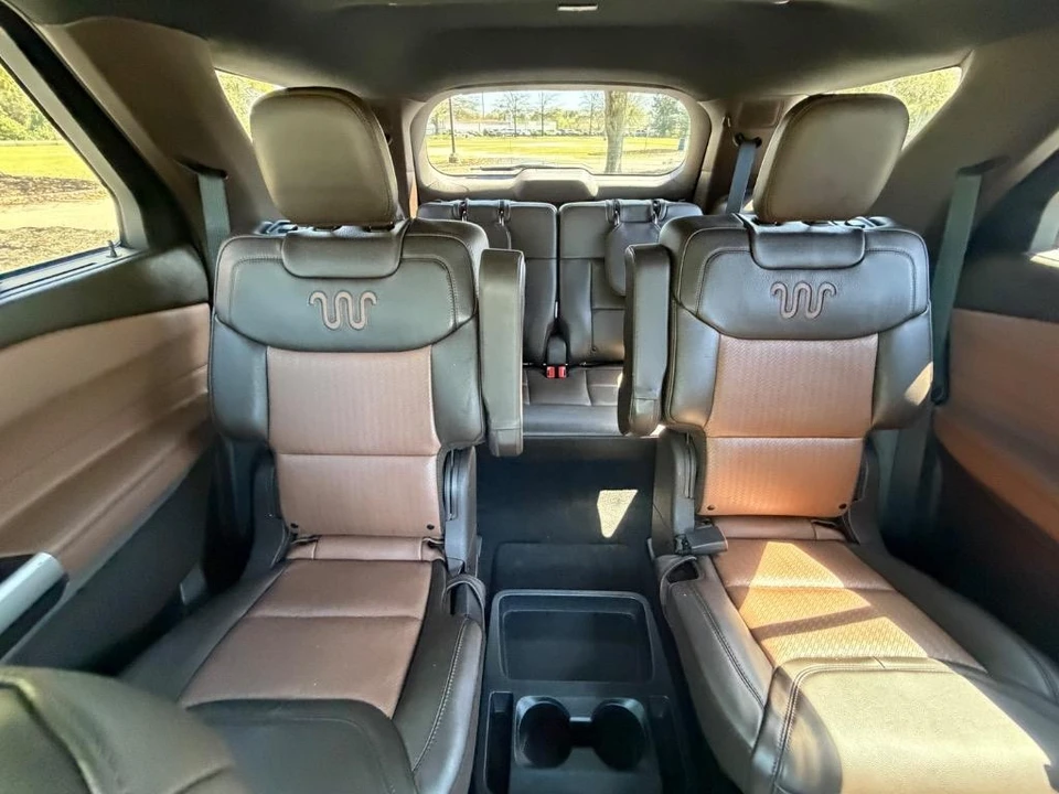 2021 Ford Explorer 6th Gen - Image 20 of 21