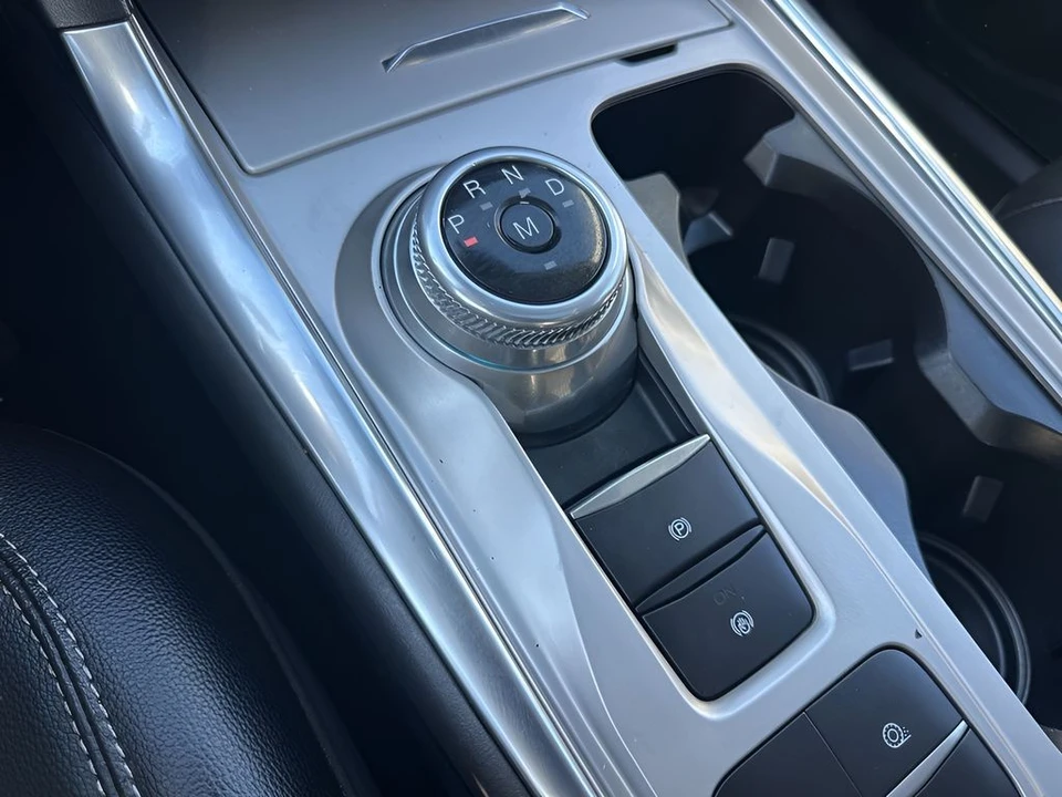 2021 Ford Explorer 6th Gen - Image 20 of 21