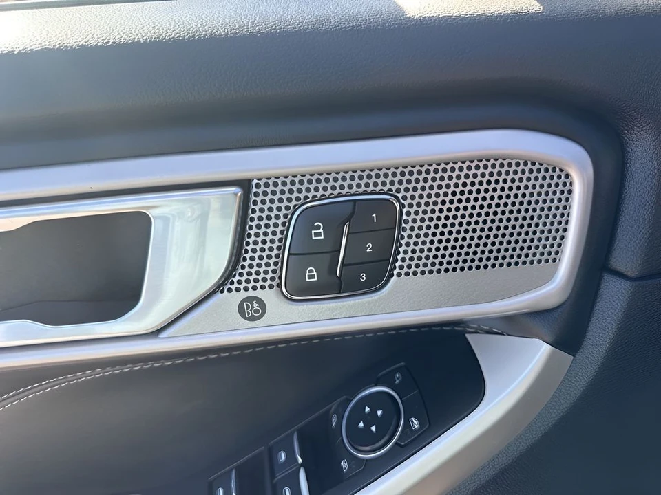 2021 Ford Explorer 6th Gen - Image 11 of 12