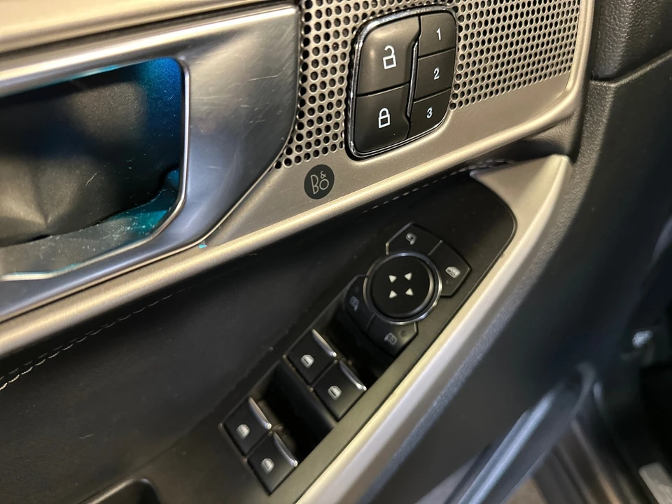 2021 Ford Explorer 6th Gen - Image 9 of 12