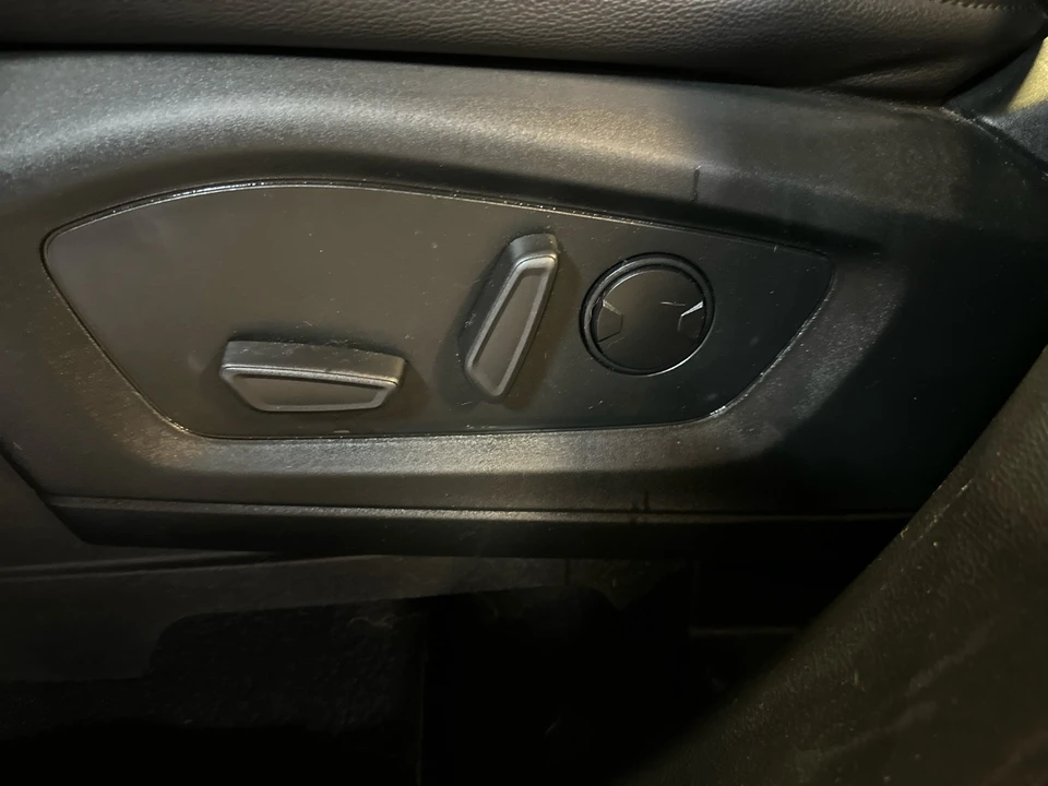 2021 Ford Explorer 6th Gen - Image 10 of 12