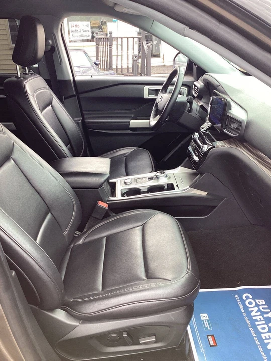 2021 Ford Explorer 6th Gen - Image 11 of 21