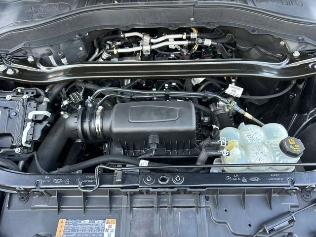 2021 Ford Explorer 6th Gen - Image 11 of 21