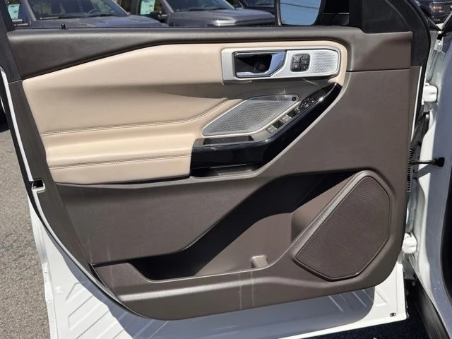 2021 Ford Explorer 6th Gen - Image 16 of 21