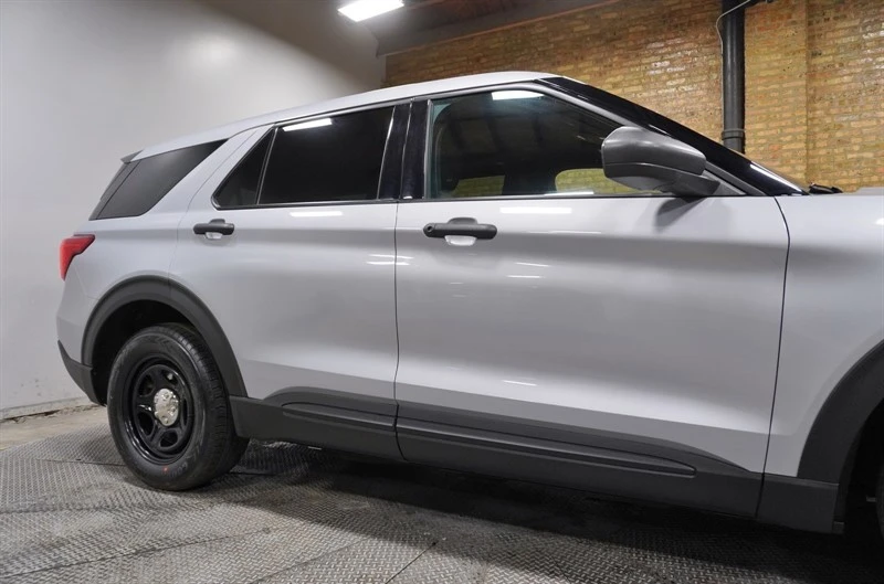 2021 Ford Explorer 6th Gen - Image 9 of 12