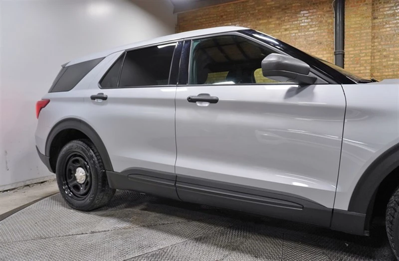 2021 Ford Explorer 6th Gen - Image 9 of 12