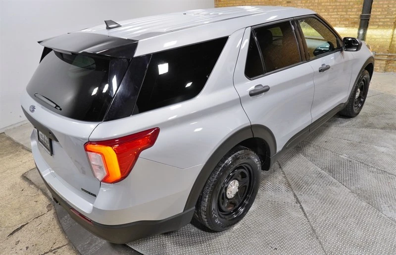 2021 Ford Explorer 6th Gen - Image 11 of 12
