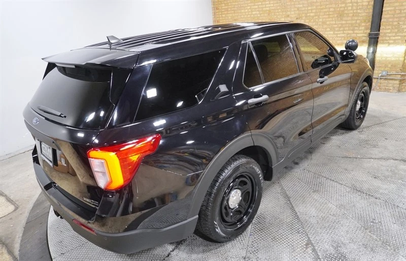 2021 Ford Explorer 6th Gen - Image 11 of 12