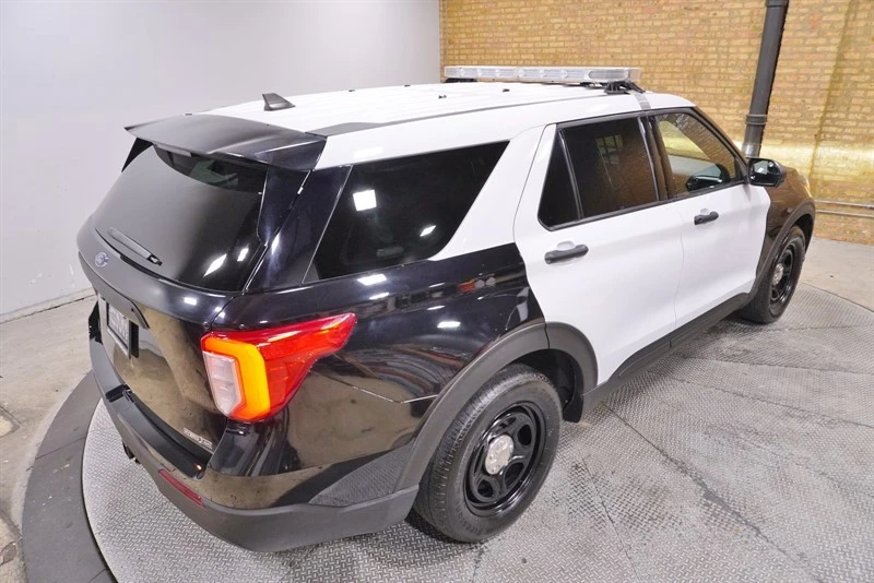 2021 Ford Explorer 6th Gen - Image 11 of 12