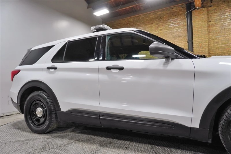 2021 Ford Explorer 6th Gen - Image 9 of 12
