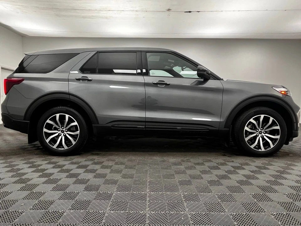 2021 Ford Explorer 6th Gen - Image 8 of 12